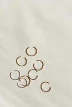 Load image into Gallery viewer, Ear Cuff (Thin/Hammered)