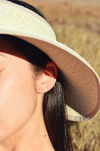 Load image into Gallery viewer, Amor