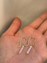 Load image into Gallery viewer, Pink bead earrings
