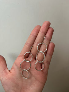Circle link earrings- ready to ship